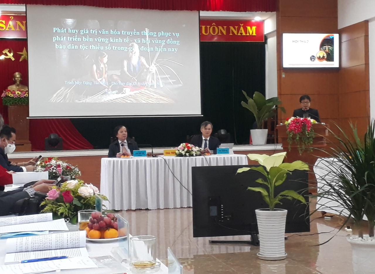 Lãnh đạo Ban Dân tộc tỉnh Quảng Nam tham dự và tham luận tại Hội thảo Khoa học "Bản sắc văn hóa các dân tộc thiểu số huyện Bắc Trà My - Công tác bảo tồn và phát triển"