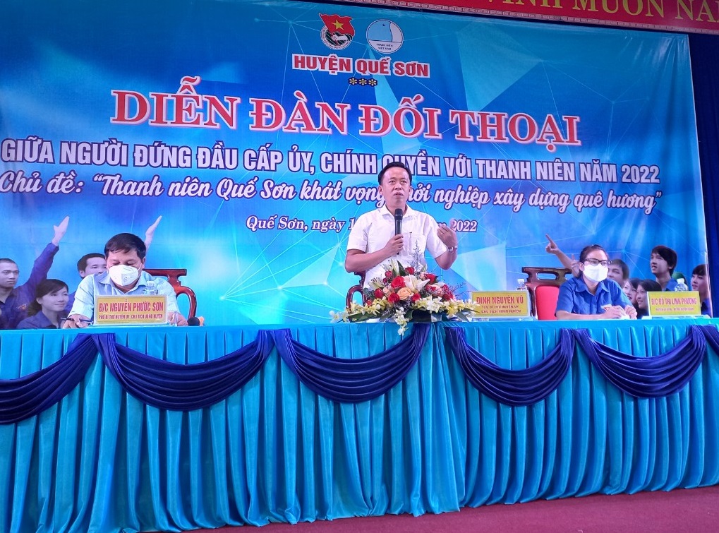 Lãnh đạo huyện Quế Sơn đối thoại với thanh niên về khát vọng khởi nghiệp, xây dựng quê hương