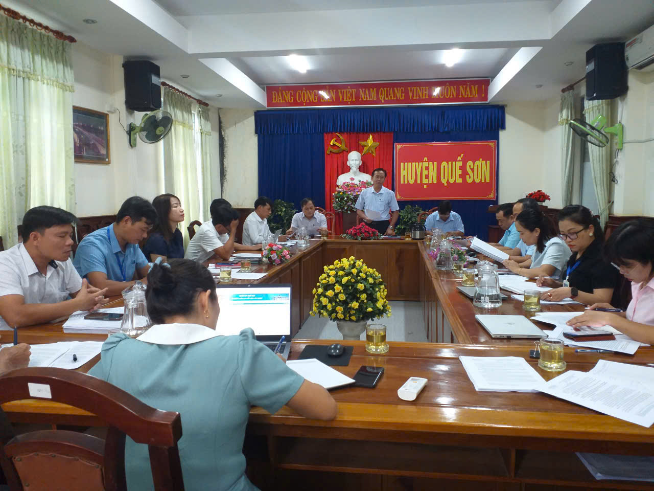Thường trực Huyện uỷ làm việc về giải quyết các vấn đề bức xúc, nổi cộm, đơn thư và đôn đốc thực hiện các kết luận thanh tra